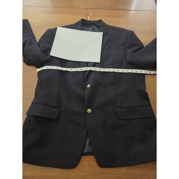 Haggar Two Button Navy Blazer Men's 46s Sport Coat Brushed Gold Buttons - Picture 5 of 15